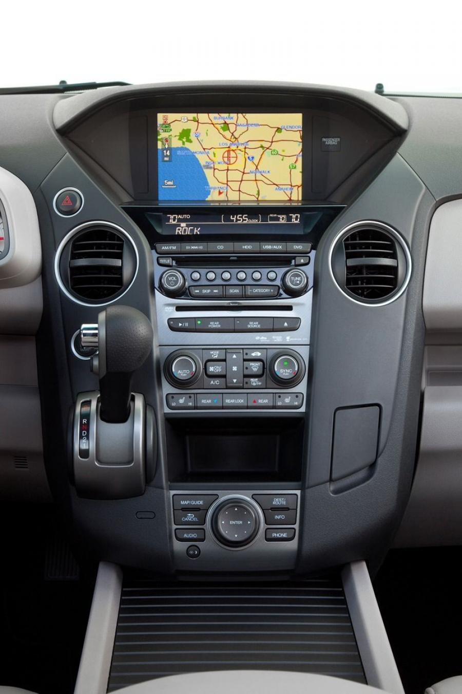  Honda Pilot 2012 года  (фото 16 из 29)
